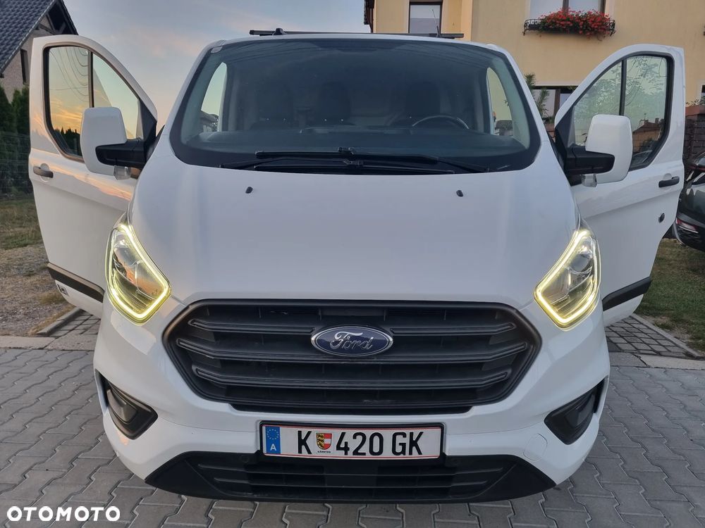 Ford Custom L2H1 - 27