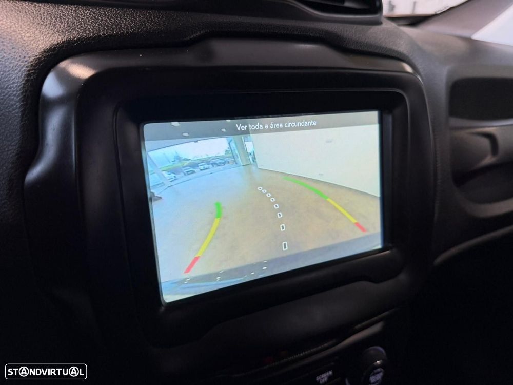 Jeep Renegade 1.0 T Limited - 10