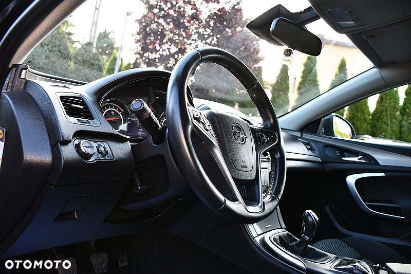 Opel Insignia 1.4 T Cosmo S&S - 11