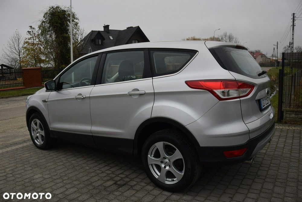 Ford Kuga 2.0 TDCi 2x4 Trend - 14