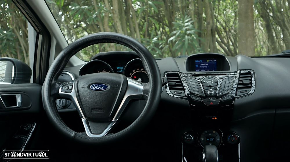 Ford Fiesta 1.0 T EcoBoost Titanium PowerShift - 20
