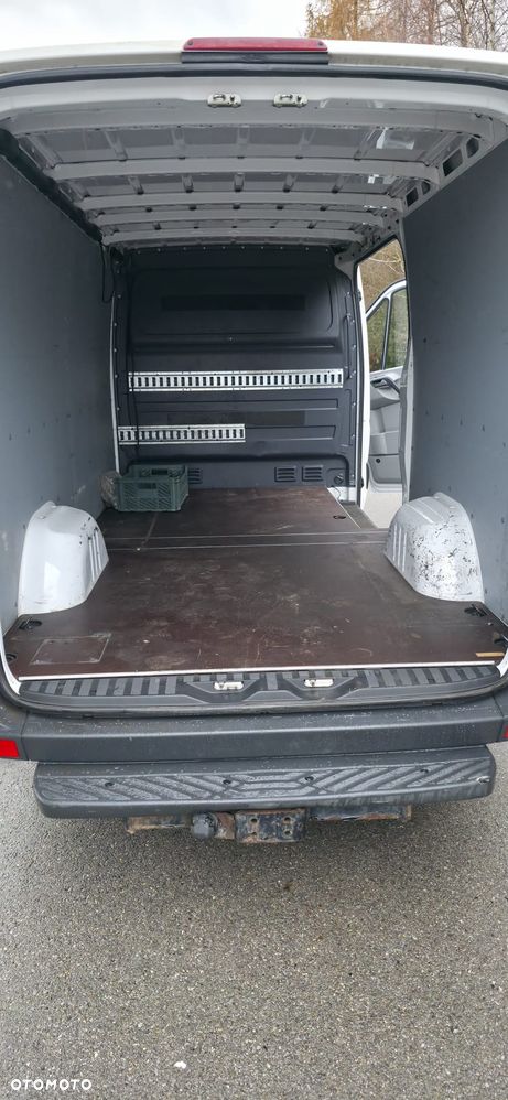 Mercedes-Benz Sprinter - 24