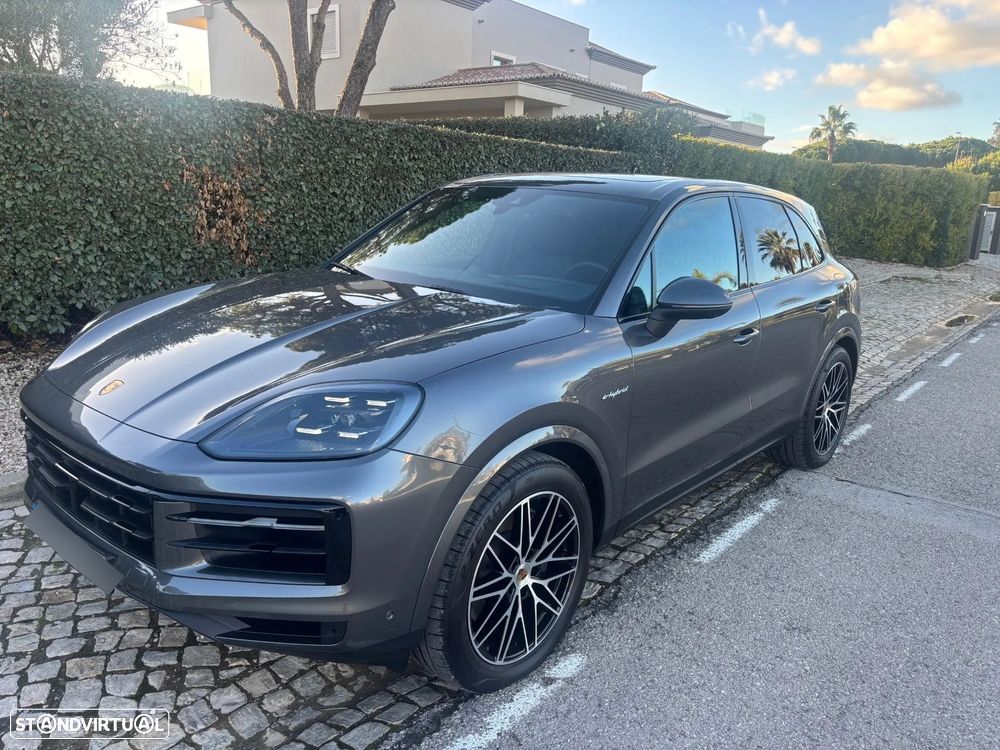 Porsche Cayenne E-Hybrid - 2