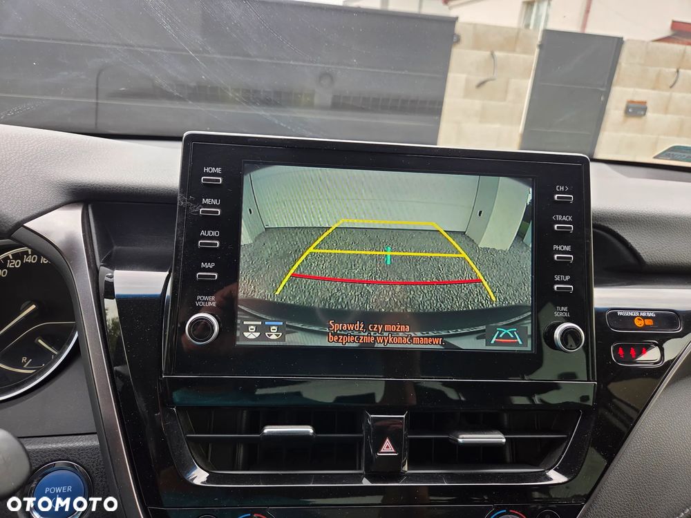 Toyota Camry 2.5 Hybrid Executive CVT - 12