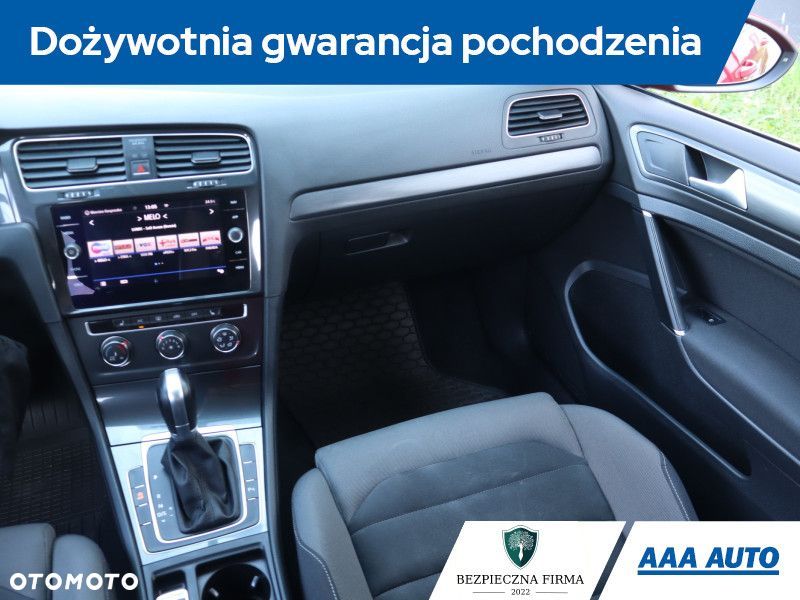 Volkswagen Golf Variant - 10