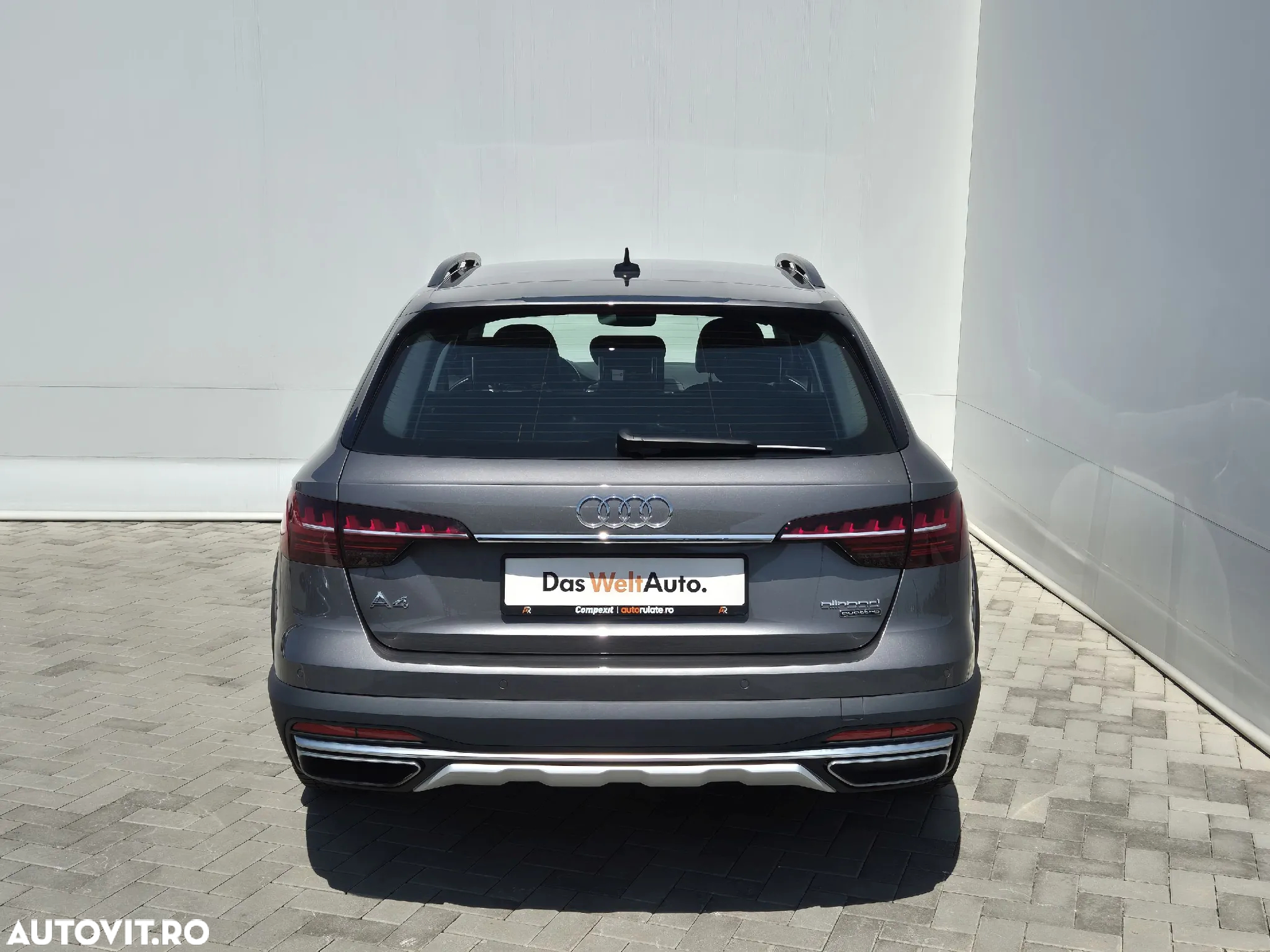 Audi A4 40 TDI quattro S tronic MHEV Basic - 4