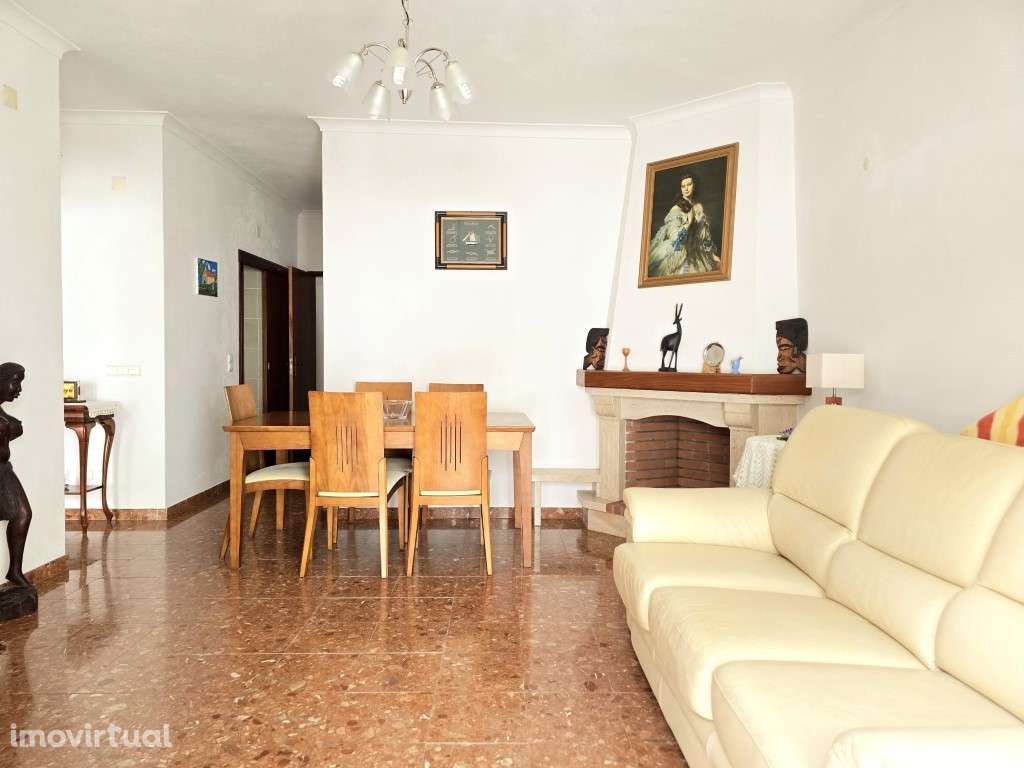 Moradia T4 - centro de Sines - Grande imagem: 5/30