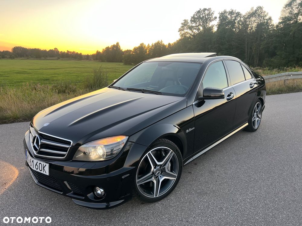 Mercedes-Benz Klasa C 63 AMG T 7G-TRONIC - 4