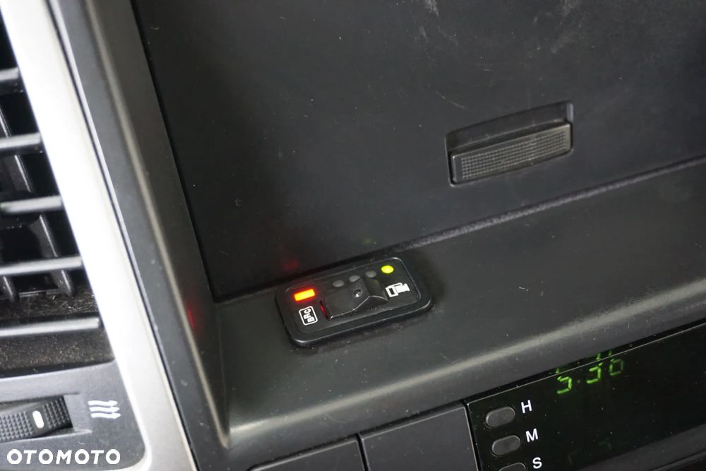 Chevrolet Captiva 2.4 2WD 5 Sitzer LS - 39