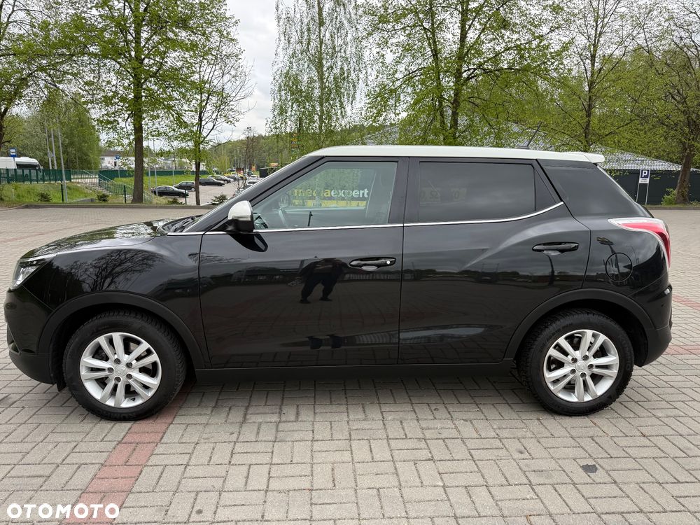 SsangYong/KGM Tivoli e-XGi 160 2WD Black+White - 5