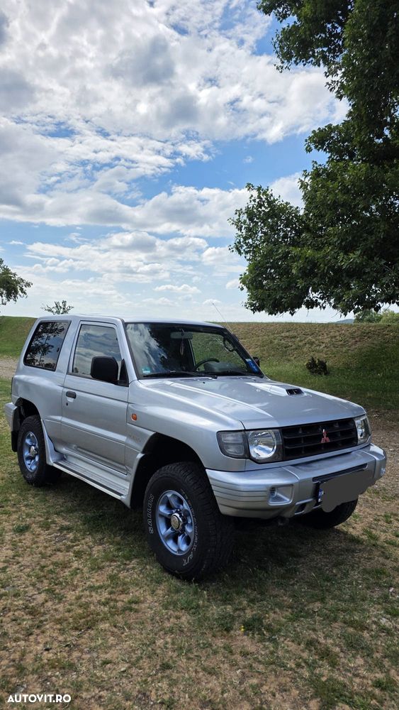 Mitsubishi Pajero - 5