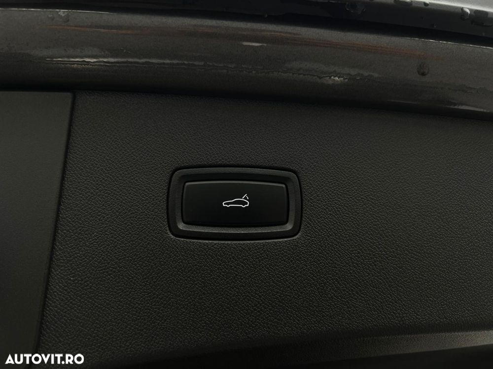 Porsche Cayenne - 14
