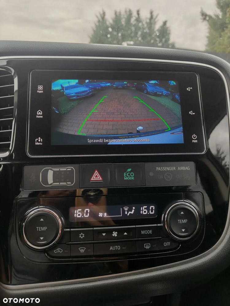 Mitsubishi Outlander 2.0 2WD Diamant - 11