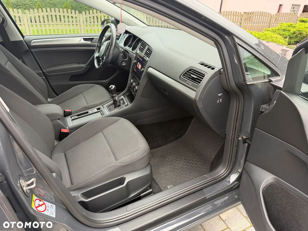 Volkswagen Golf 1.0 TSI Highline - 18