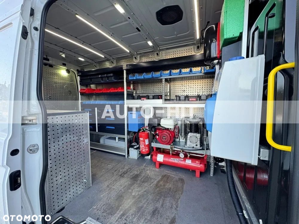 Volkswagen Crafter - 17