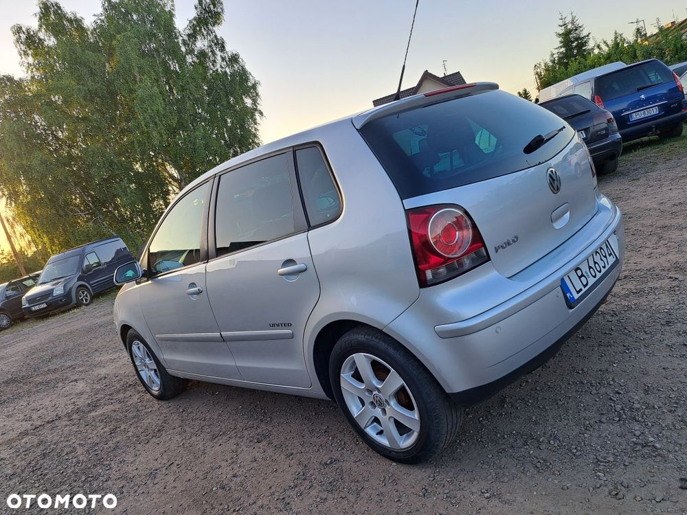 Volkswagen Polo 2009 photo 4