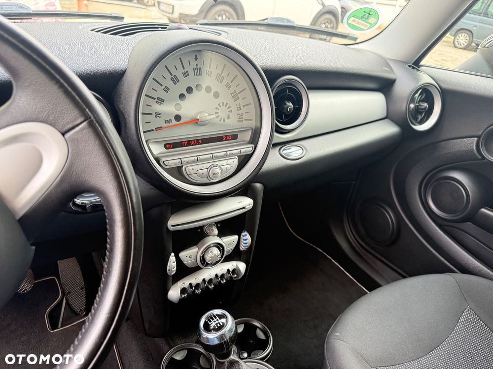 MINI ONE Standard - 19