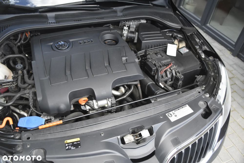 Skoda RAPID 1.6 TDI Active - 17