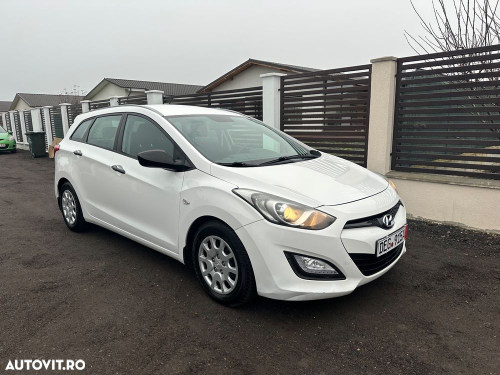 Hyundai i30 1.6 CRDI Comfort - 2