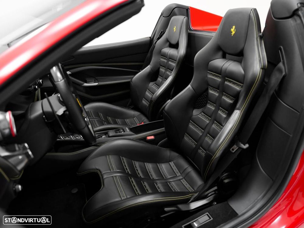 Ferrari F8 Tributo Spider - 21