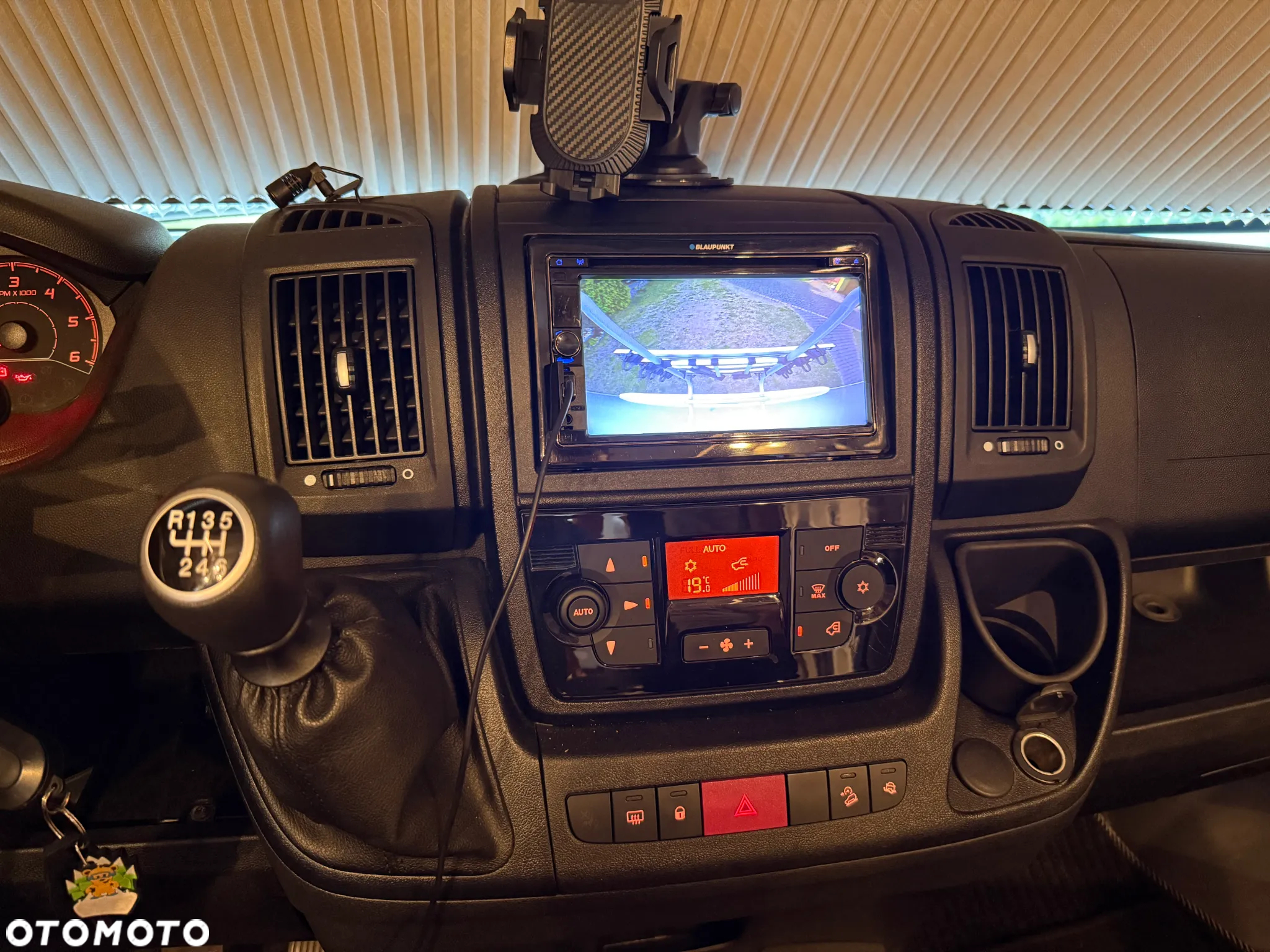 Dethleffs 7052  półintegra  camper kamper 5 osób - 27