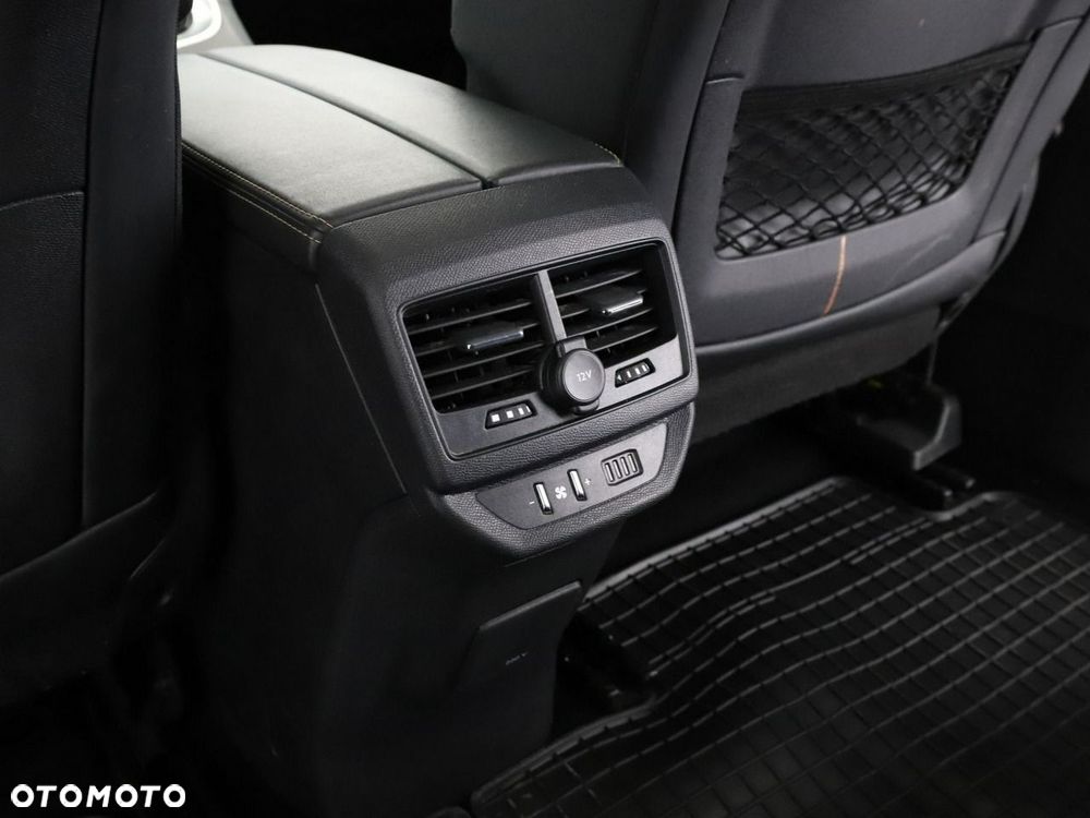Peugeot 5008 2.0 BlueHDi GT S&S EAT8 - 40