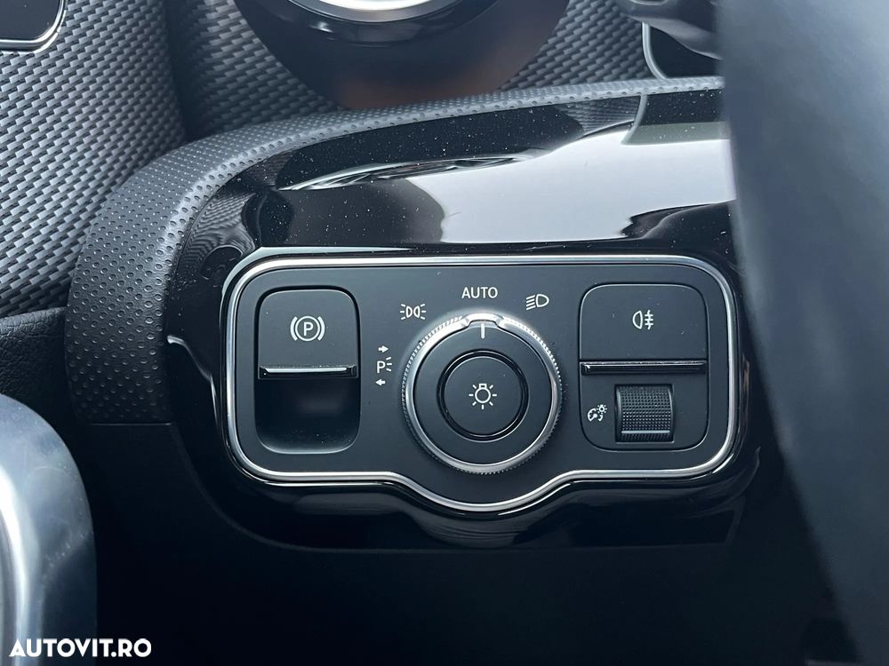 Mercedes-Benz A 250 e 8G-DCT - 18