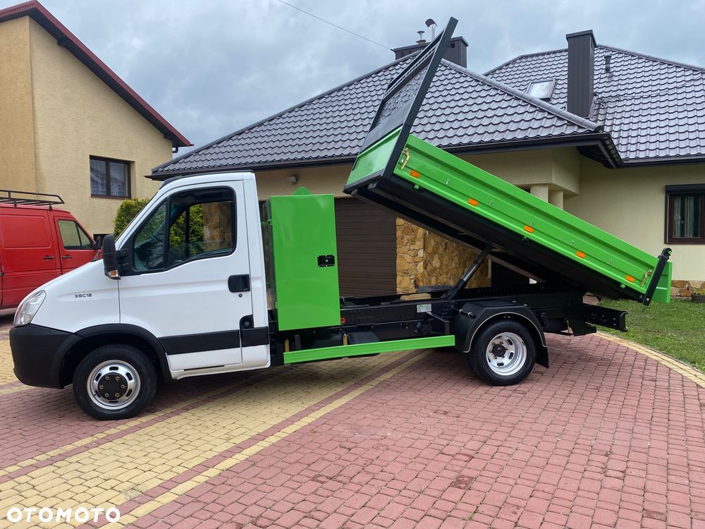 Iveco DAILY KIPER WYWROTKA, Niski przebieg, na blizniaku - 3