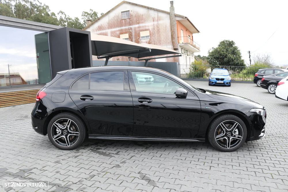 Mercedes-Benz A 250 e 8G-DCT AMG Line - 7