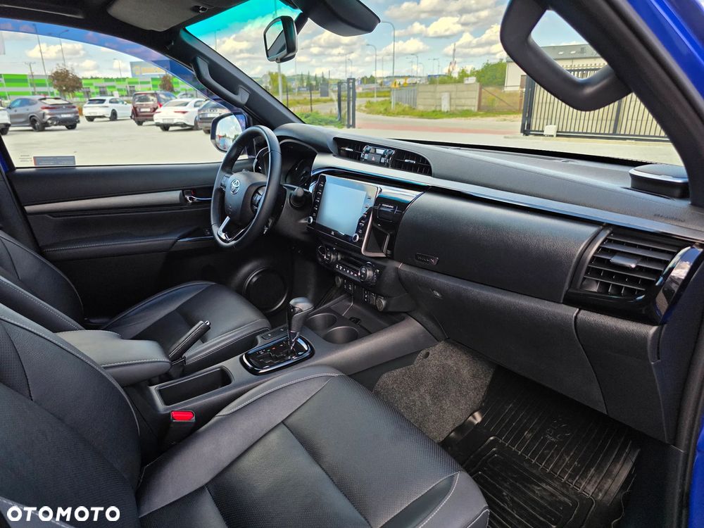 Toyota Hilux 2.8 D-4D Double Cab Invincible 4x4 - 26