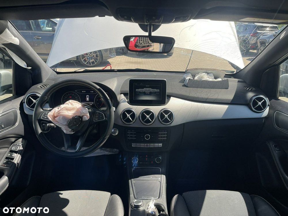 Mercedes-Benz Klasa B 200 7G-DCT Edition - 10