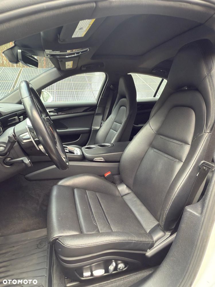 Porsche Panamera - 7