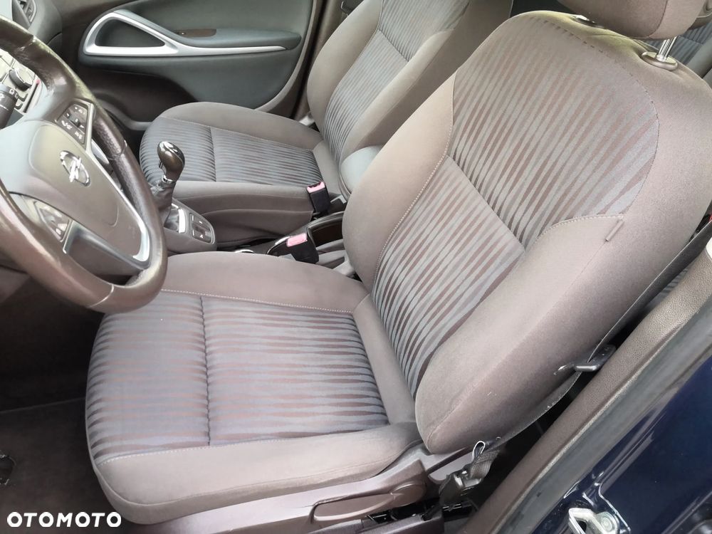 Opel Zafira - 17