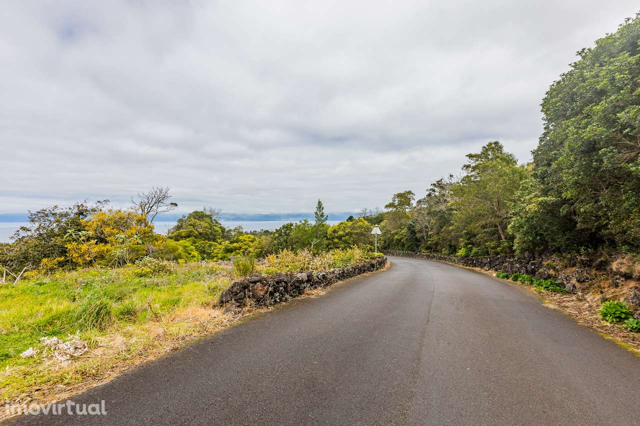 Terreno urbanizável na Ilha do Pico - Grande imagem: 4/8