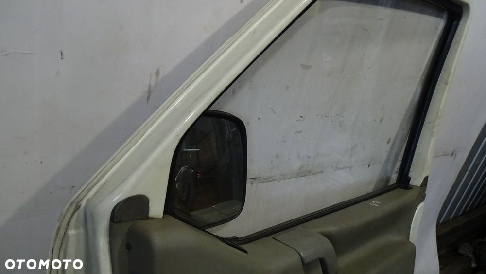 DRZWI PRAWY PRZÓD VOLKSWAGEN T4 2.5TDI - 9