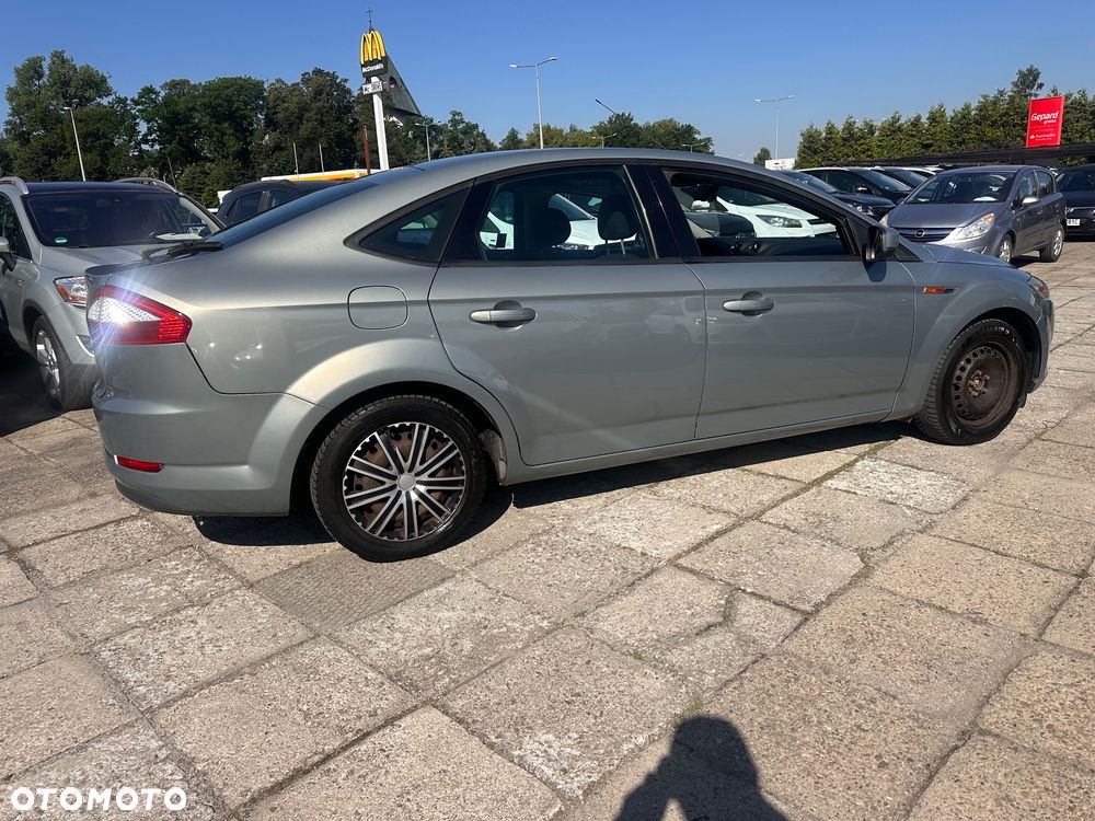 Ford Mondeo 1.6 Titanium - 2
