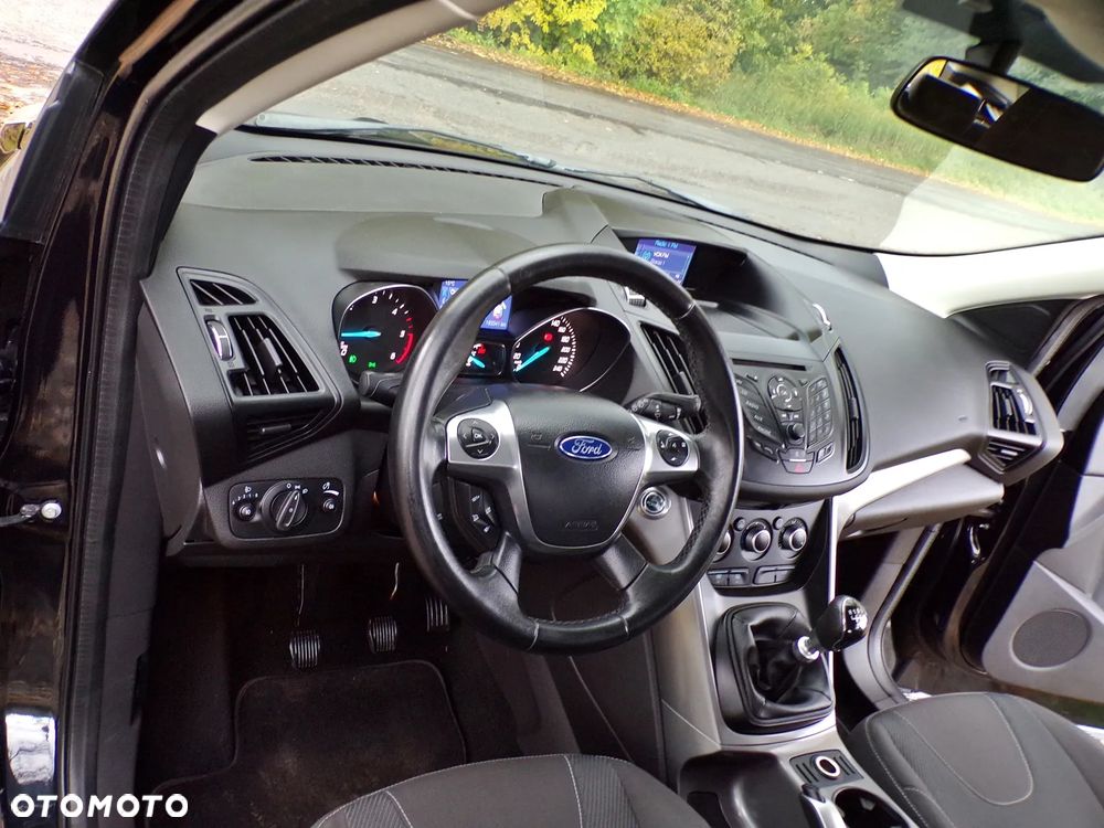 Ford Kuga 2.0 TDCi Titanium - 15