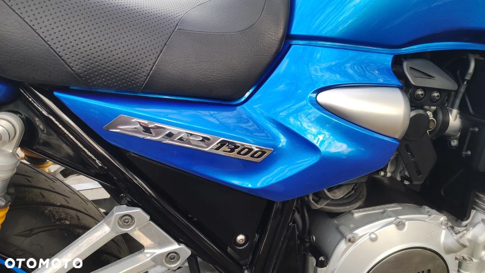 Yamaha XJR - 13