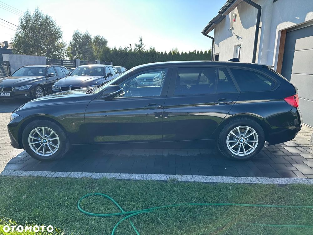 BMW Seria 3 318d Touring - 6