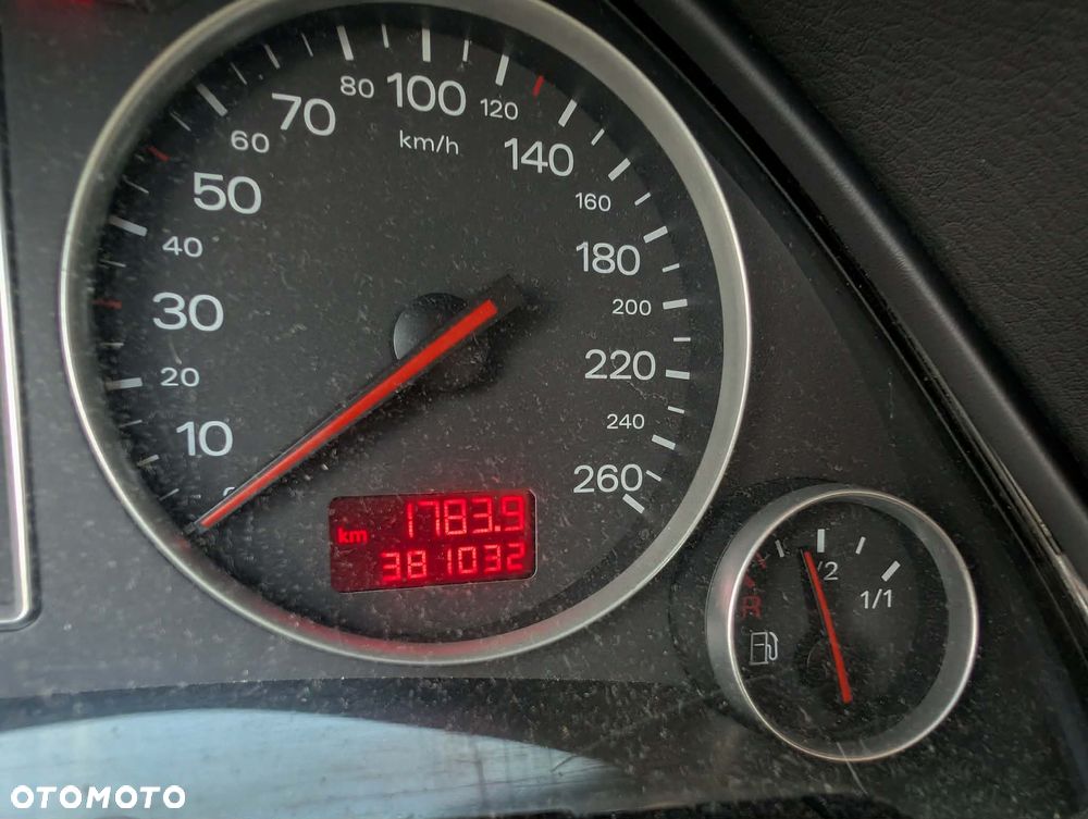 Audi A4 Avant 1.9 TDI - 11