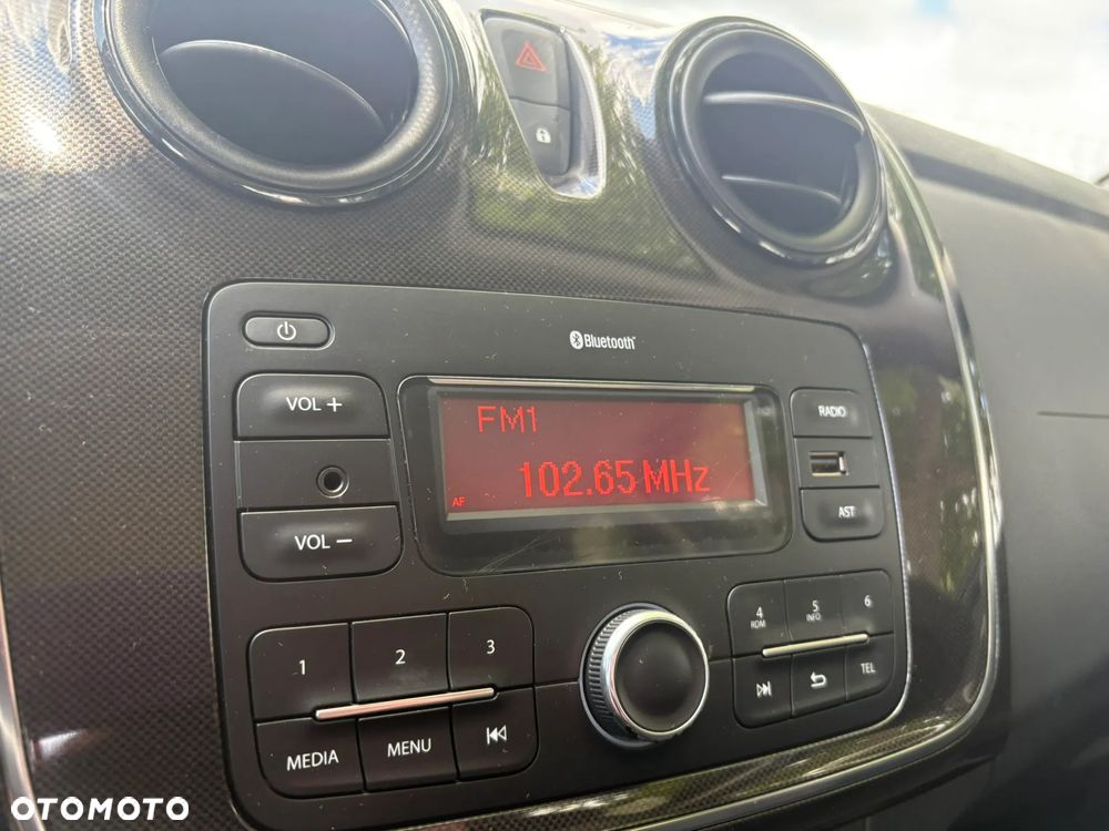 Dacia Sandero 1.0 SCe Laureate - 16