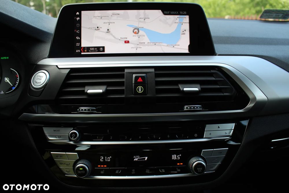 BMW X3 xDrive20d - 16
