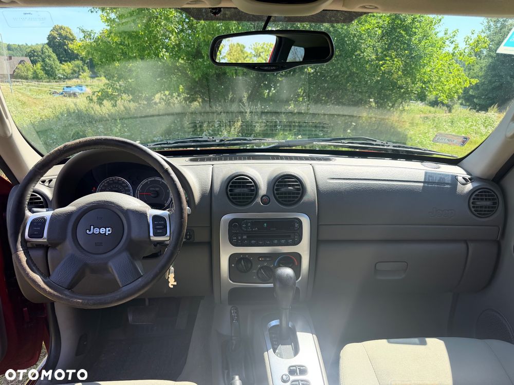 Jeep Cherokee - 6