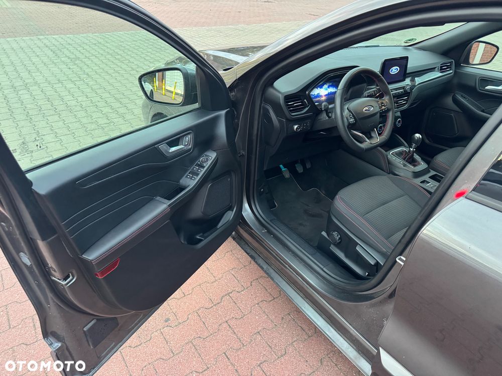 Ford Kuga 1.5 EcoBoost FWD ST-Line - 12
