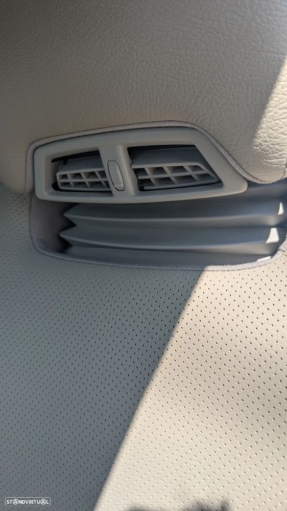 Mercedes-Benz E 220 CDI DPF BlueEFFICIENCY 7G-TRONIC Avantgarde - 21