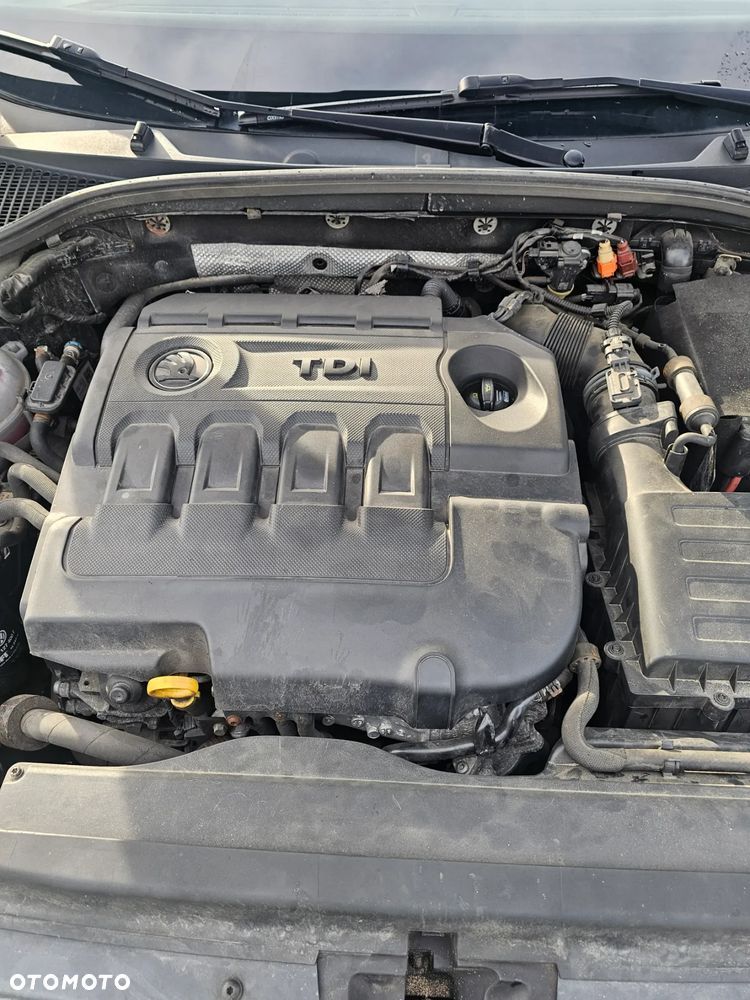 Skoda Octavia 1.6 TDI Active - 8