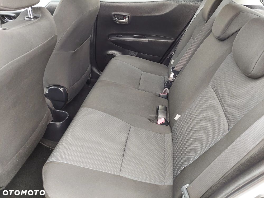 Toyota Yaris - 27