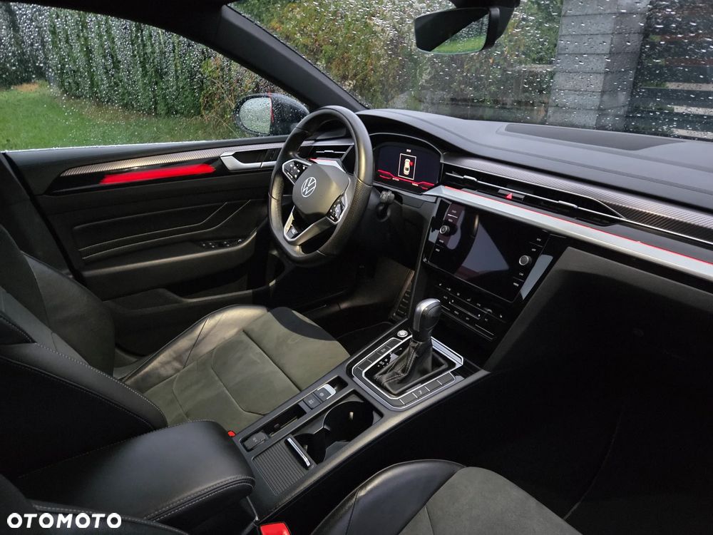 Volkswagen Arteon 2.0 TSI R-Line DSG - 26
