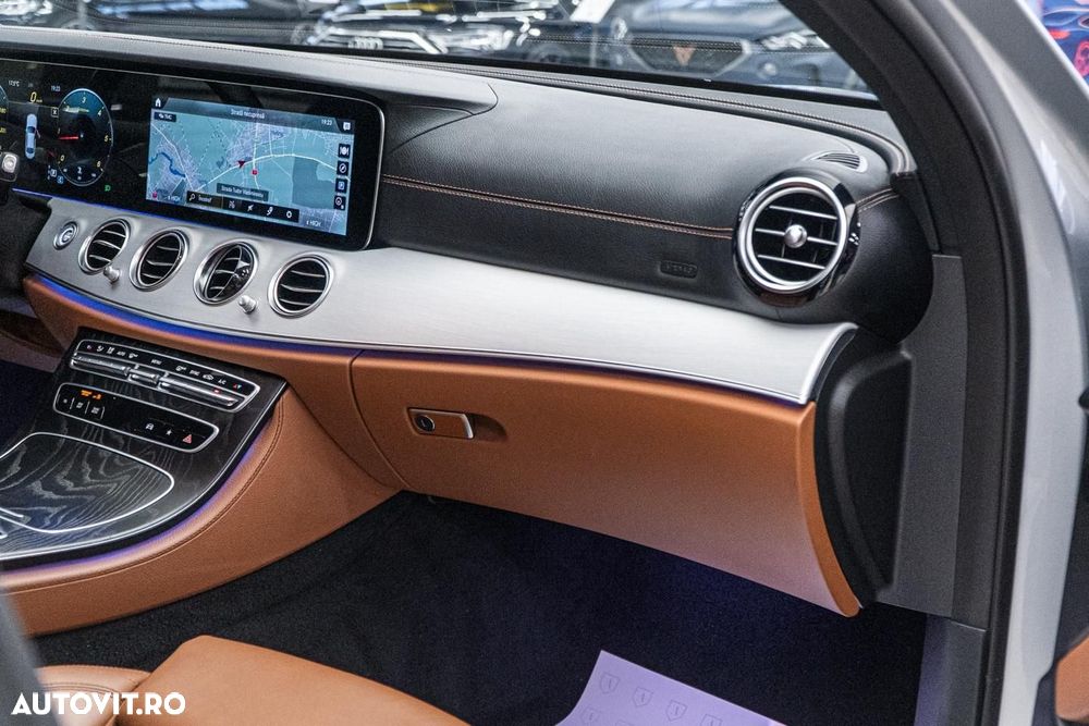 Mercedes-Benz E 200 d 9G-TRONIC AMG Line - 32