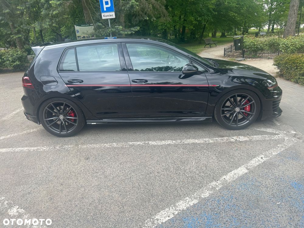 Volkswagen Golf - 5